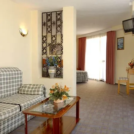 Hotel Kross Medina Azahara