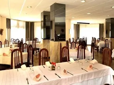 Hotel Kross Medina Azahara 3*