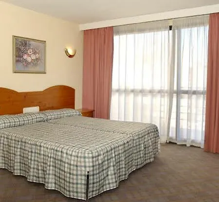 Kross Medina Azahara Hotel